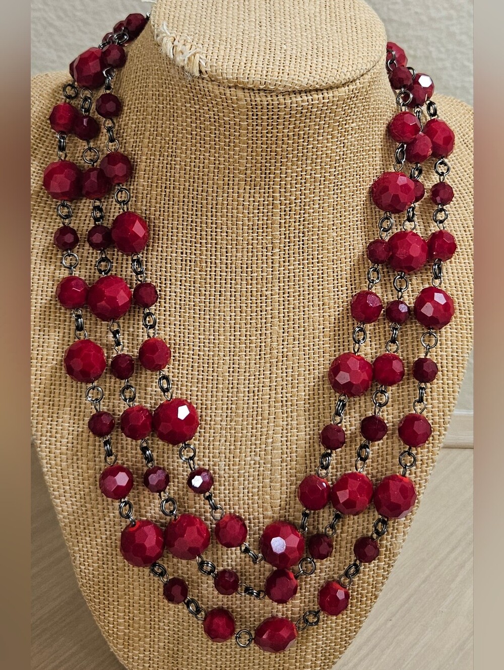 Vintage Gunmetal Silver Faceted Red Crystal Beads Link 3 Strand Choker Necklace